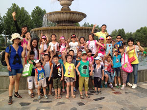 啟樂園組織學前班和感統訓練班兒童鄭州一日游